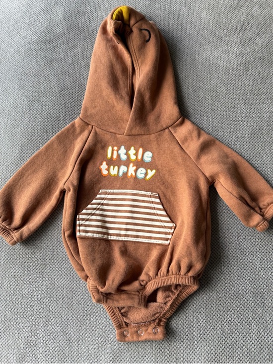 Old Navy Other - Old Navy Brown Little Turkey Bodysuit Unisex Size 0-3 Month‎